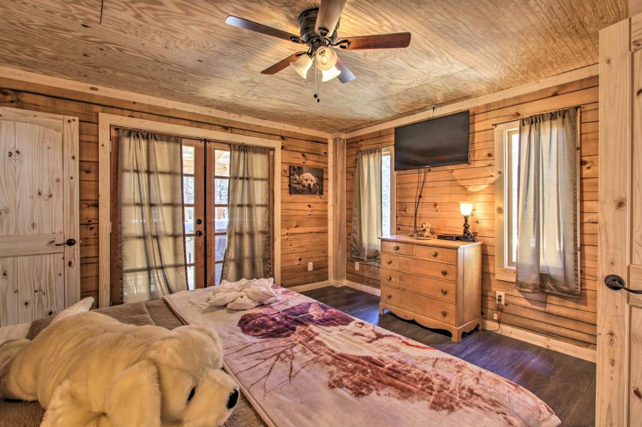 The Phoenix Cabin With Hot Tub In Gatlinburg! Exteriör bild